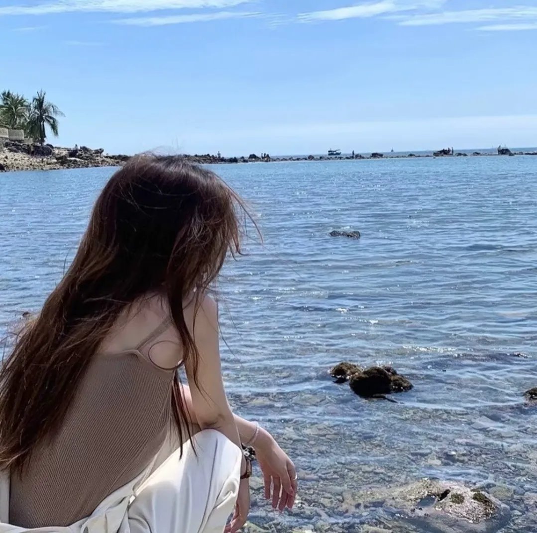 女税务员