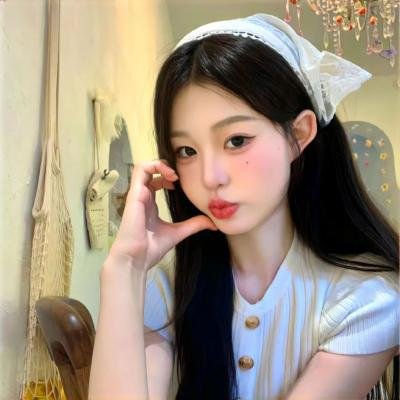 与鹦鹉同住